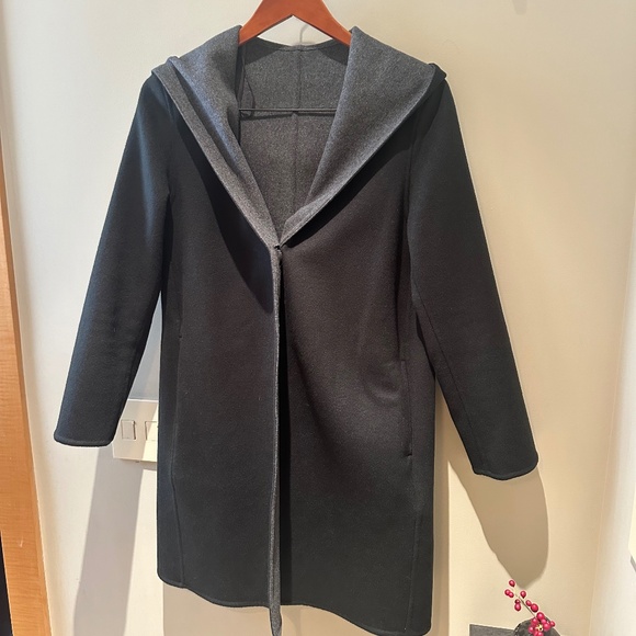 Uniqlo Gray/black Wool Blend Coat with Hood - Picture 2 of 6